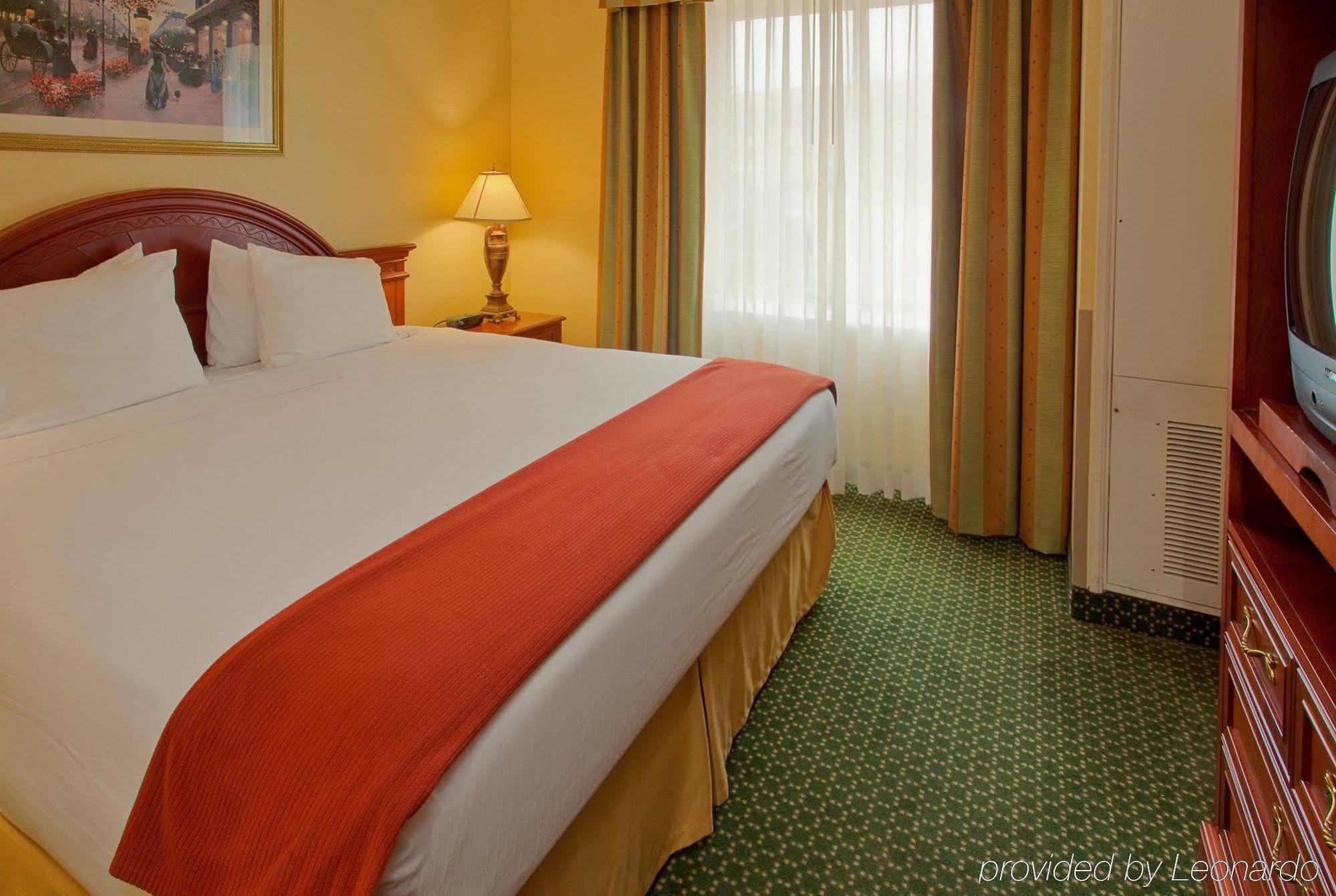 Four Points By Sheraton Dallas Arlington Entertainment District Δωμάτιο φωτογραφία